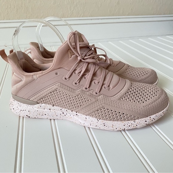 APL | Women's Athletic Workout Techloom Tracer Sneakers Size 9 Speckled Pink - Picture 1 of 8